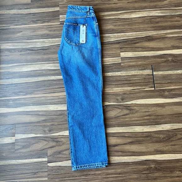 Rollas Classic Ankle Linda Worn Jeans - Picture 6 of 6